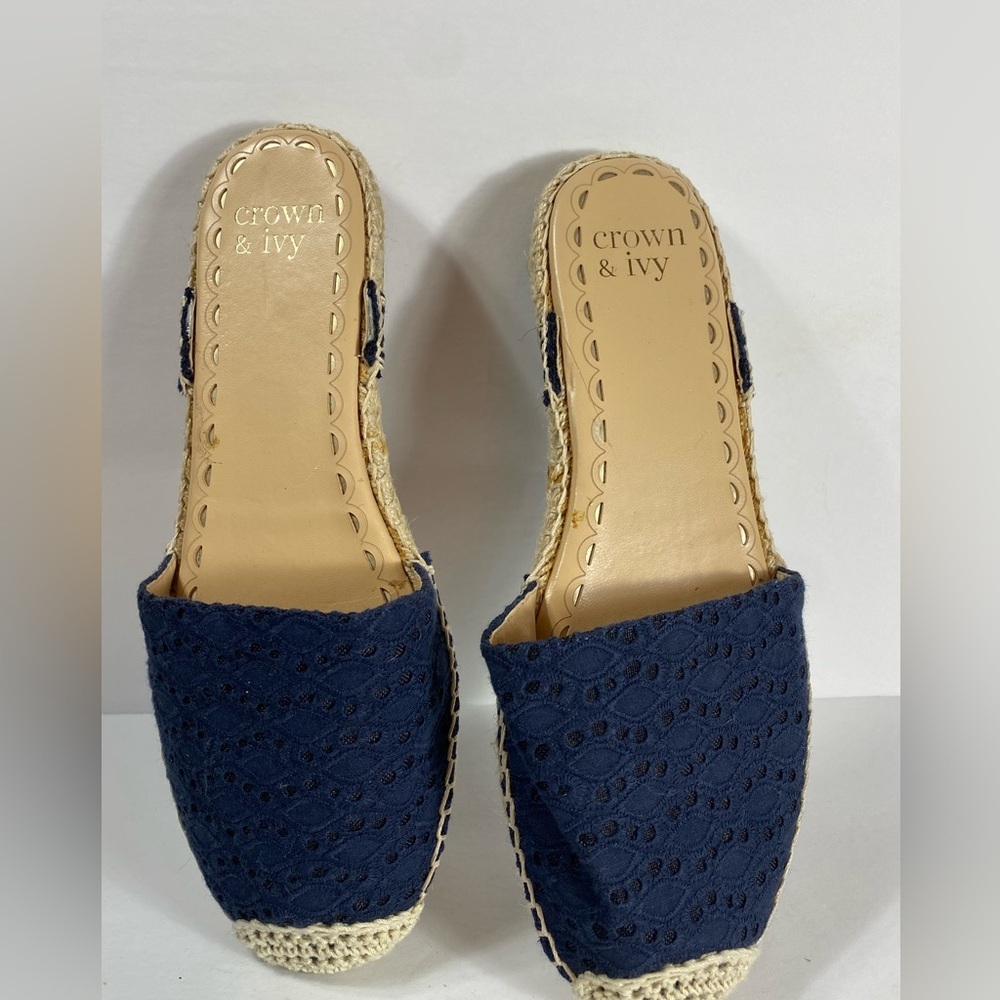 Crown & Ivy Women's Navy Espadrille Shoes size 7.5